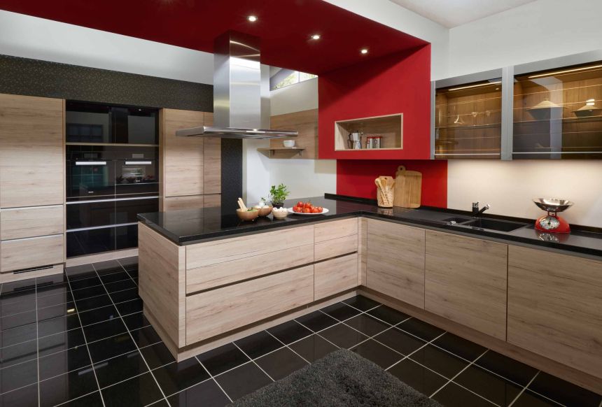 Designküchen Holz schwarz