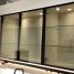 HHNB05_Hängeschrank-mit-Schwarzglas-und-Belechtung.jpg