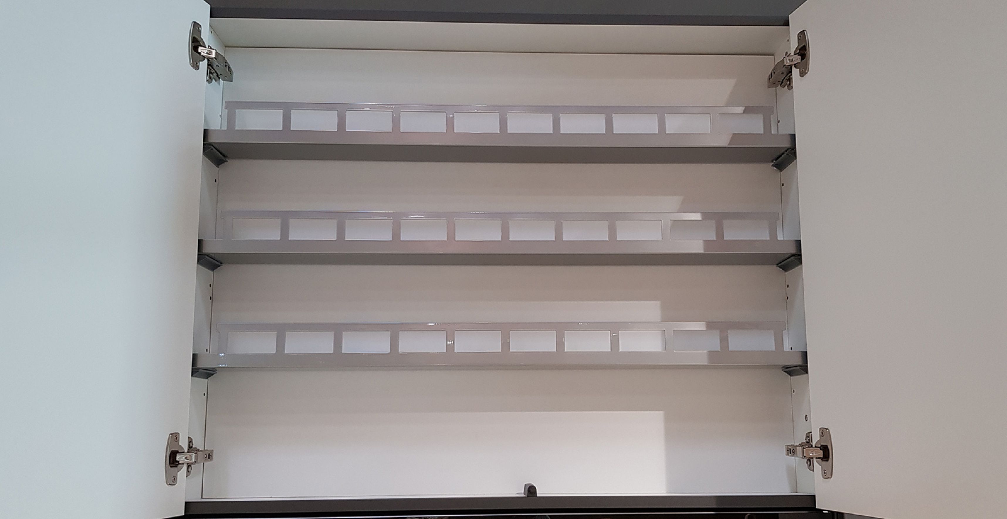 ENB47_Schrank_Dunstabzug.jpg
