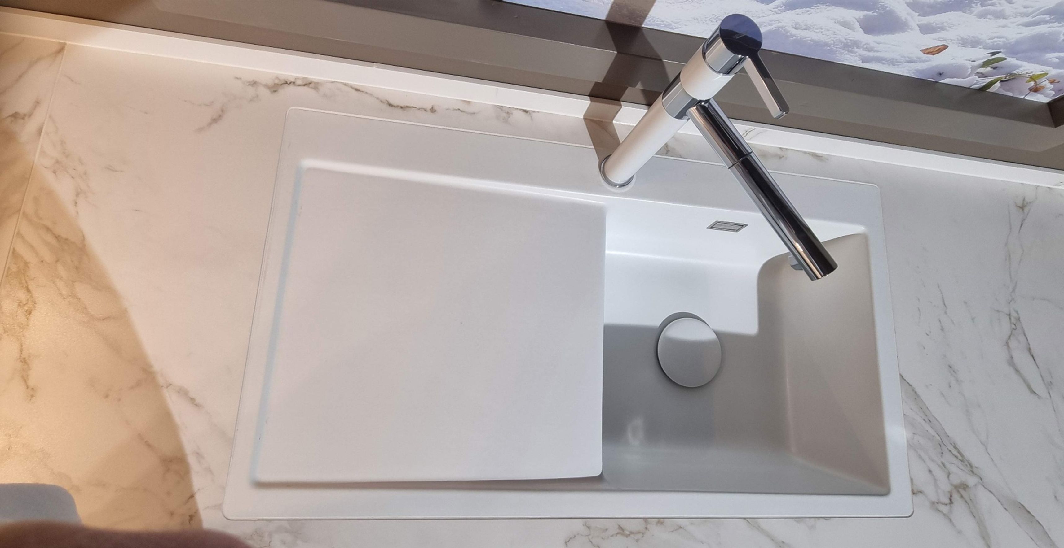 KKN27_Einbauspüle+Mischbatterie_1.jpg