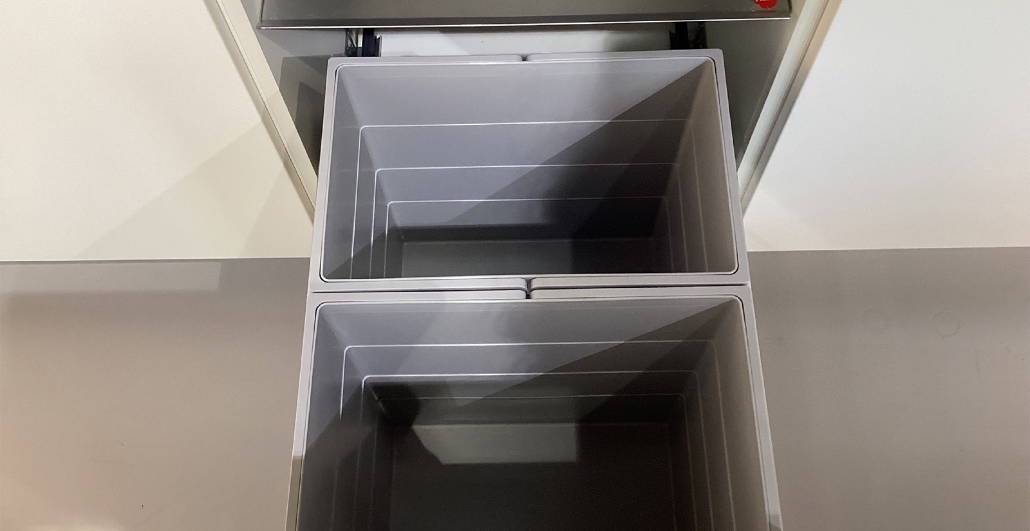HHNB05_Mülltrennsystem_2-fach.jpg