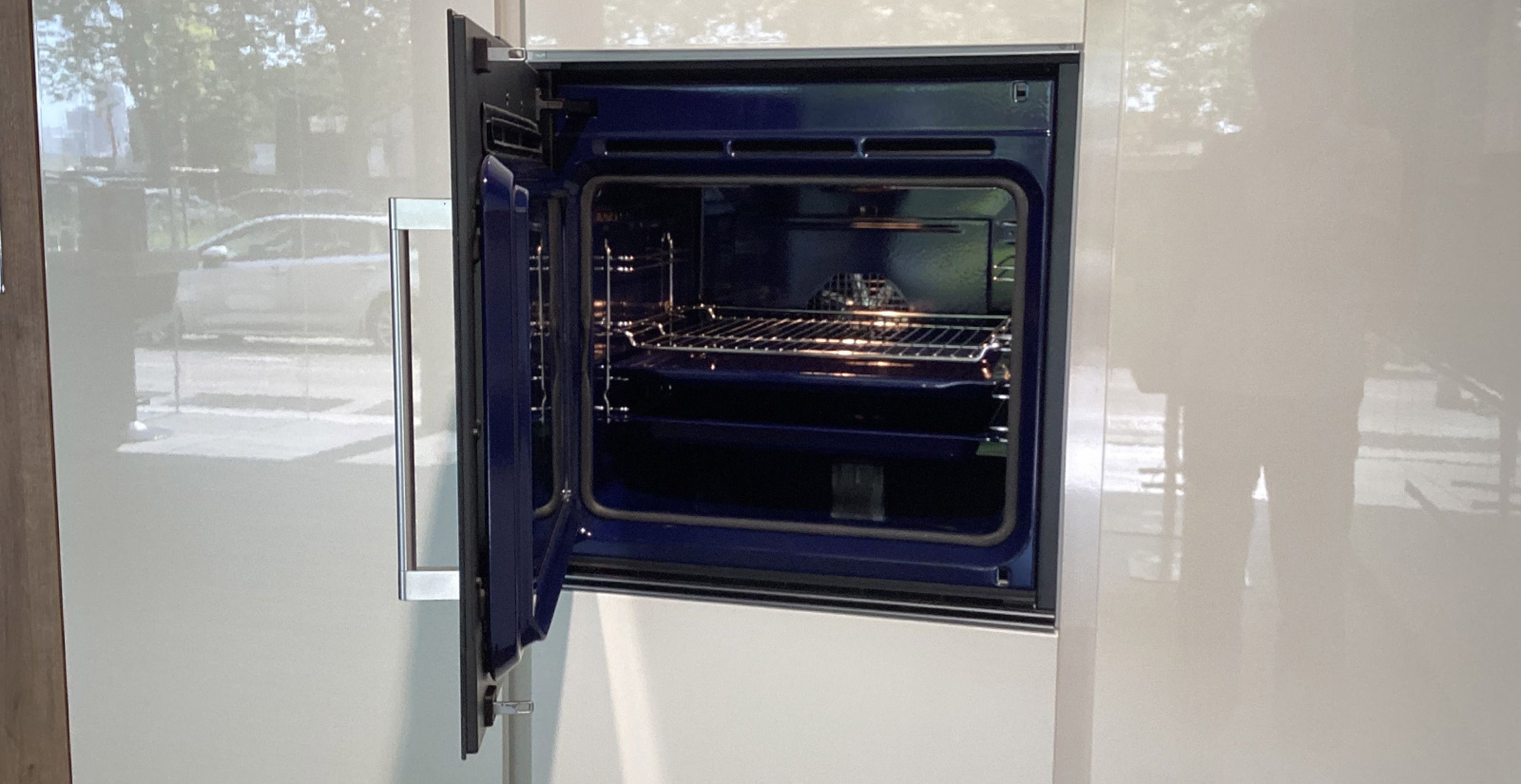 KP08-Backofen-Gaggenau-geöffnet.jpg