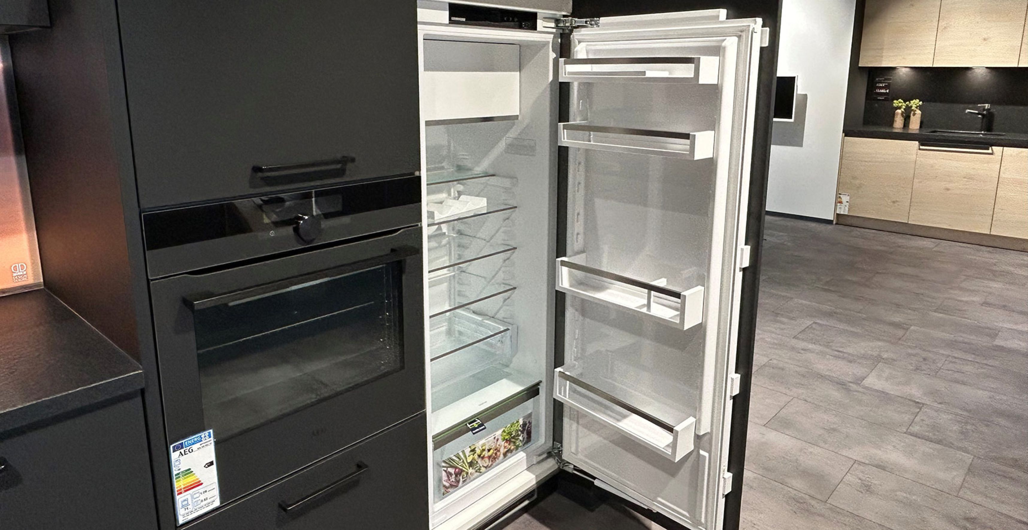 DON08_Kühlschrank.jpg