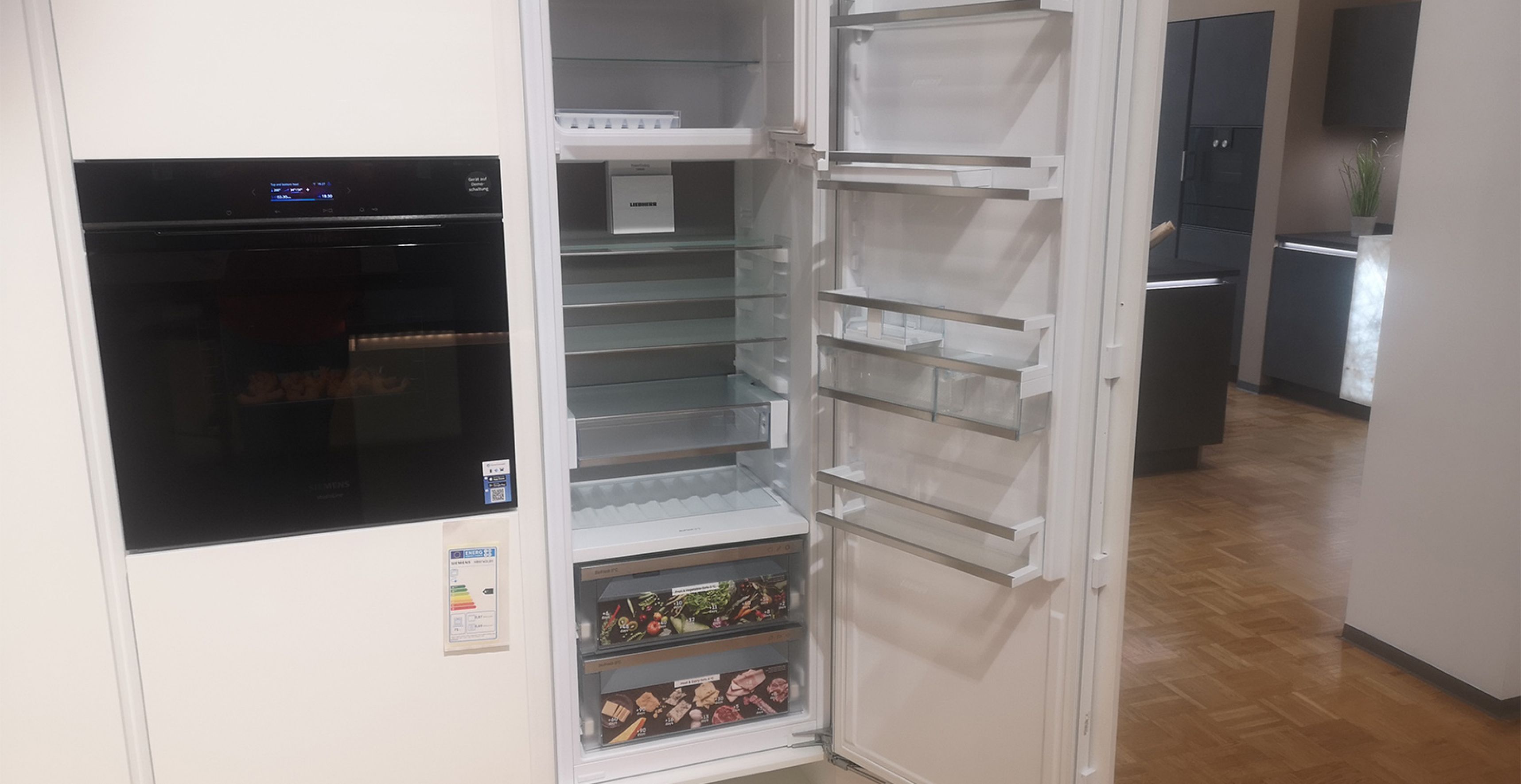 TP19_Kühlschrank_offen.jpg