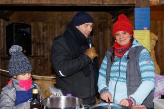 Promikochen auf dem Weihnachtsmarkt in Gotha