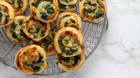 Marquardt Küchen: Blätterteigschnecken Mit Spinat Und Feta