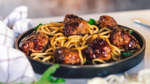 Marquardt Küchen: Pasta Mit Pikanten Hackbällchen