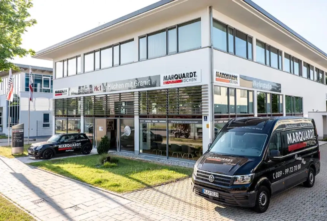 Marquardt Küchen: Küchenstudio München Meße Teaser