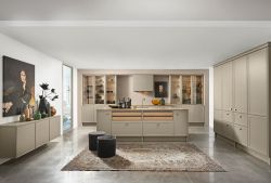 Marquardt Küchen: Landhausküche In Beige Teaser
